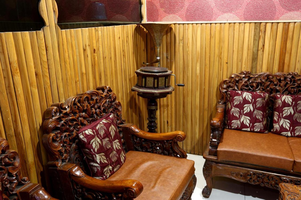 Hotel Assembly-Shillong Kültér fotó